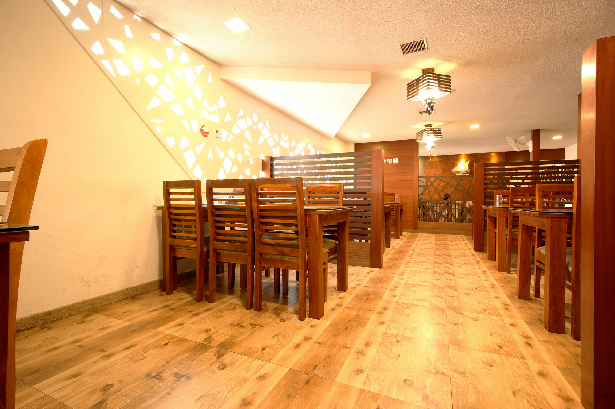 Treebo Trend Edge St Marks Road Bangalore Buitenkant foto